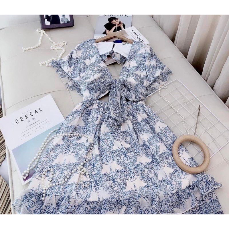 Đầm xòe họa tiết thổ cẩm bèo nơ ngực hở lung-Đầm maxi biển