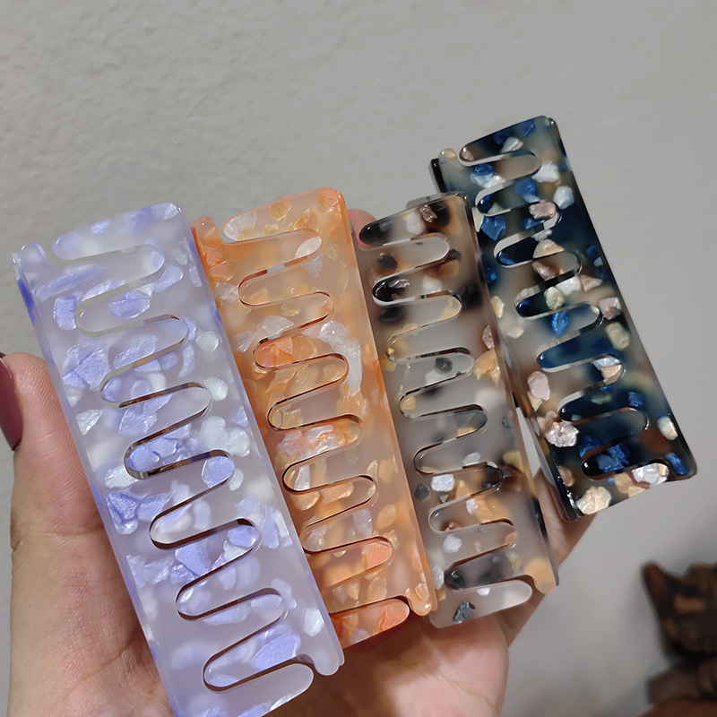 Kẹp Càng Cua Bằng Nhựa Họa Tiết Đá Cẩm Thạch