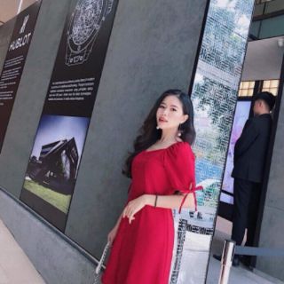 Đầm nút bọc tay nơ