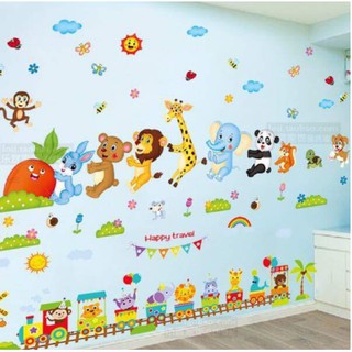 Decal dán tường thú kéo ôm nhau kết hợp đoàn tàu Happy travel