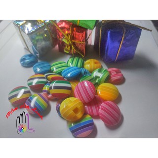 Cúc áo (khuy áo) cầu vồng