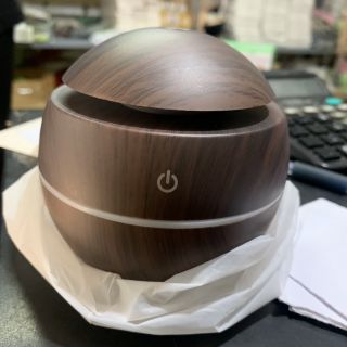 ĐÈN XÔNG TINH DẦU GỖ HÌNH TRÒN