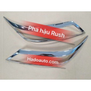 Ốp viền đèn pha hậu Toyota Rush 2018