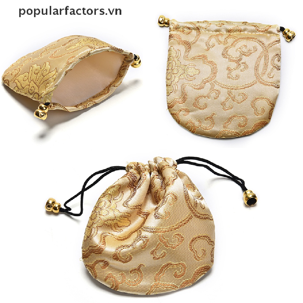 1 Túi Satin Thêu Hình Đám Mây Truyền Thống Trung Hoa