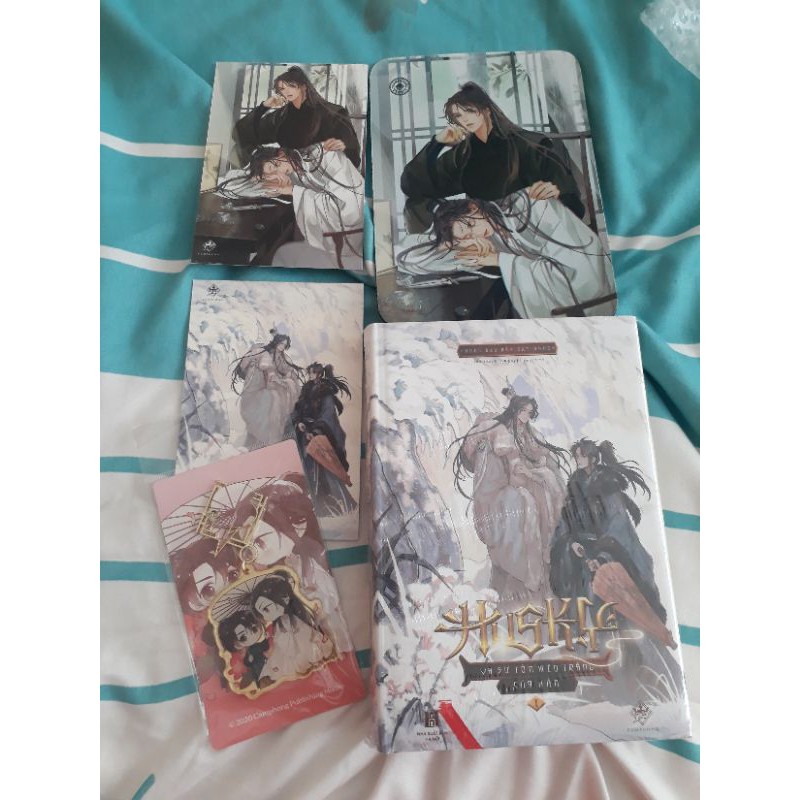 husky bản bìa cứng