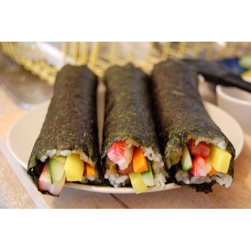 Lá rong biển cuộn cơm 10 lá (kimbap)