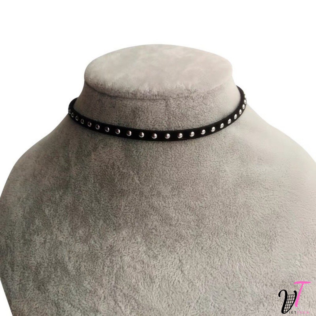 Choker đen đính đá