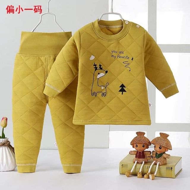 Sét cho bé hàng quảng châu. Các mẹ cứ tự tin với sản phẩm của mình nha. Còn trần chờ gì nữa ạ ❤❤❤❤❤❤❤❤👍👍👍👍🧢🧢👕👕👕