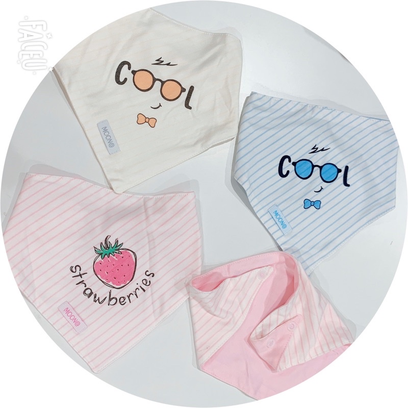 Yếm tam giác Moon@ vải petit cúc bấm ( freesize 3M - 2 tuổi )