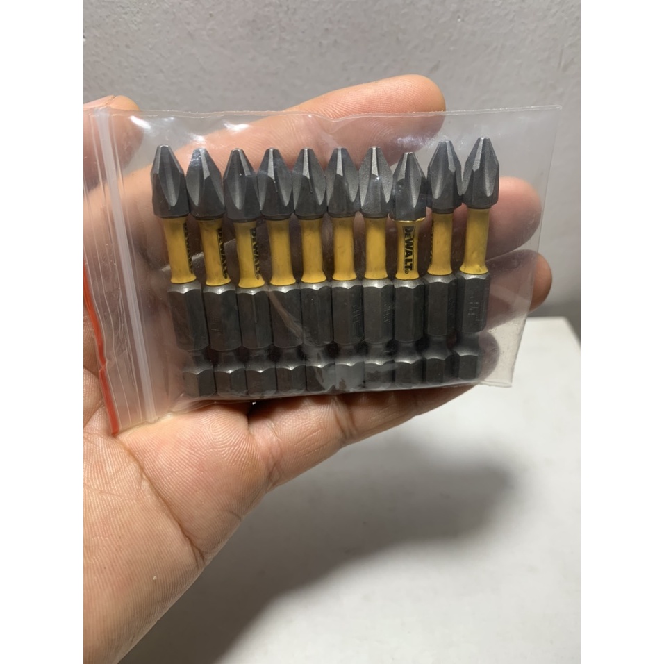 ( Sỉ mũi vít ) Túi 10 mũi vít Dewalt PH2 dài 50mm chính hãng có từ