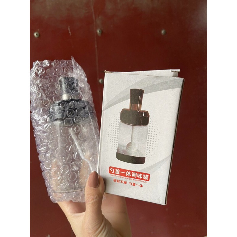 LỌ ĐỰNG GIA VỊ KÈM THEO THÌA 2 IN 1 - HŨ GIA VỊ TIỆN ÍCH