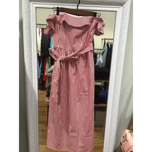 ĐẦM TRỄ VAI ZARA