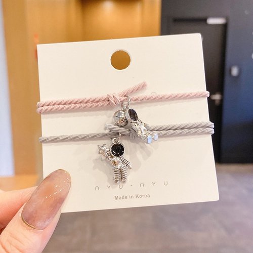 Bộ 2 Vòng Tay Nam Châm Hình Gấu/Thỏ Dễ Thương Cho Cặp Đôi