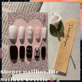 NAILBOX - Móng úp tiện lợi ( Đảm bảo giống hình, giá rẻ ) - trắng đen vẽ lửa, mặt cười