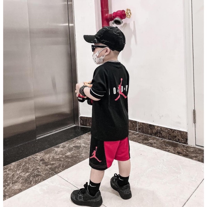 Bộ thể thao cho bé trai có 3 màu size từ 18-40 cân