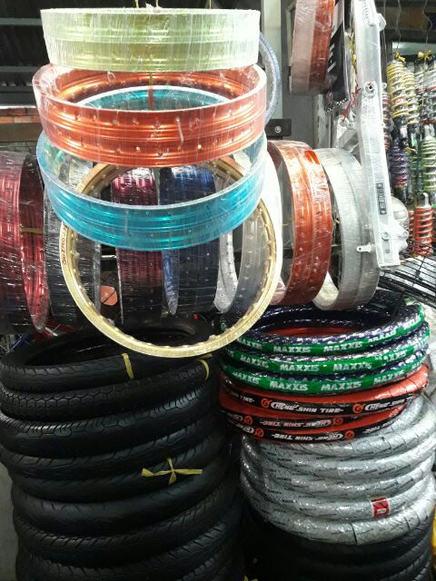 Cặp niền nhôm mới loại 1.có đủ màu ạ.