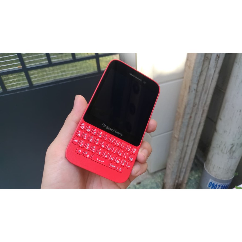 Điện thoại Blackberry Q5 chính hãng
