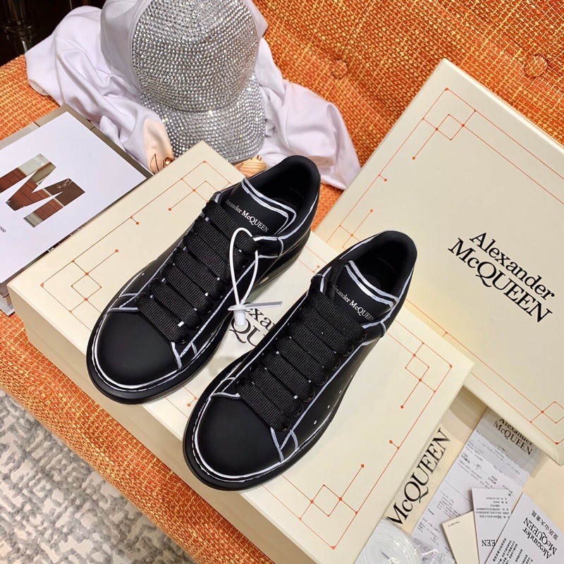 giày thể thao Alexander McQueen da thật cấp vẽ viền