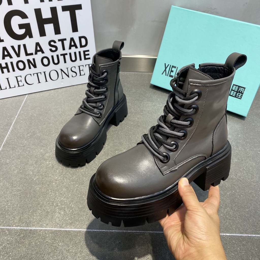 Giày Bốt Martin Đế Dày Tăng Chiều Cao Phong Cách Mới Mùa Thu 2022