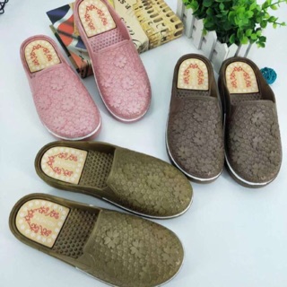 Sục nhựa hoa xinh xắn
