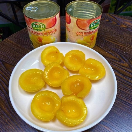 Đào ngâm nước đường RICH fruit (lon 820g)