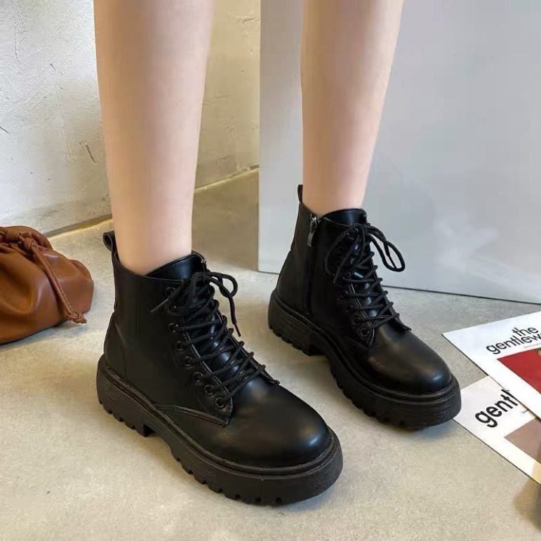 Giày bốt nữ cổ lửng khoá kéo cạnh chất da màu đen, Boot Nữ Ulzang cao cổ Cực Hot Trend
