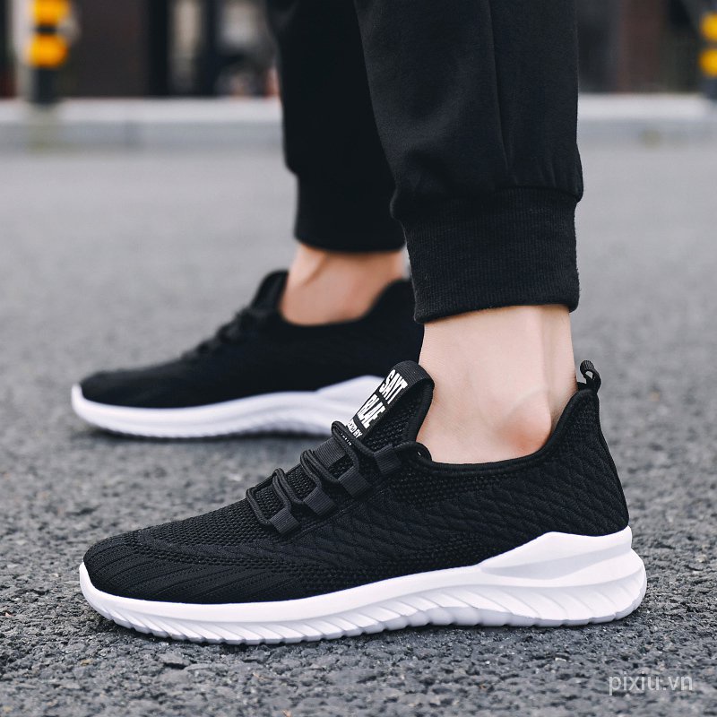 Ready Stock Size 39-44 2021 Men Sneakers Fashion Kasut Wanita Breathable Ultra Light Non-slip Casual Sports Running Shoes