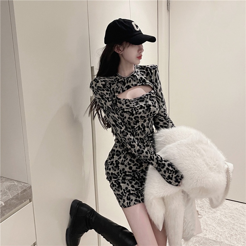 VÁY BODY ĐỐM HỞ NGỰC (V1276)