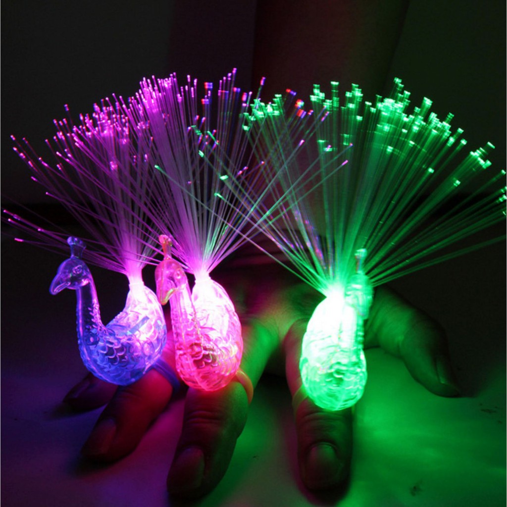 Đồ chơi trẻ em - Nhẫn con công đèn LED 7 màu tuyệt đẹp