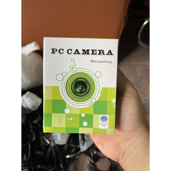Webcam 720p đen đỏ - kẹp màn hình