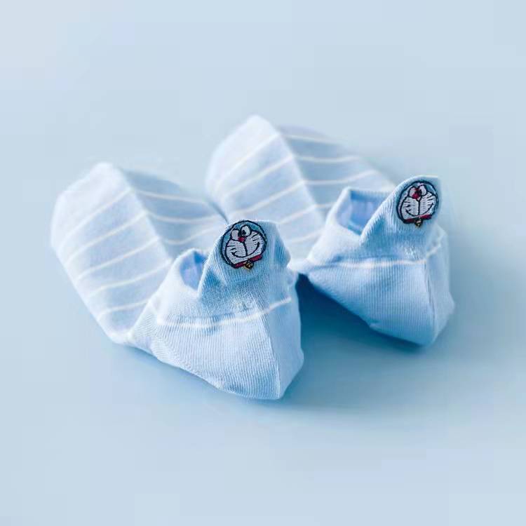 Tất / vớ chân cotton hình Hello Kitty / Doraemon