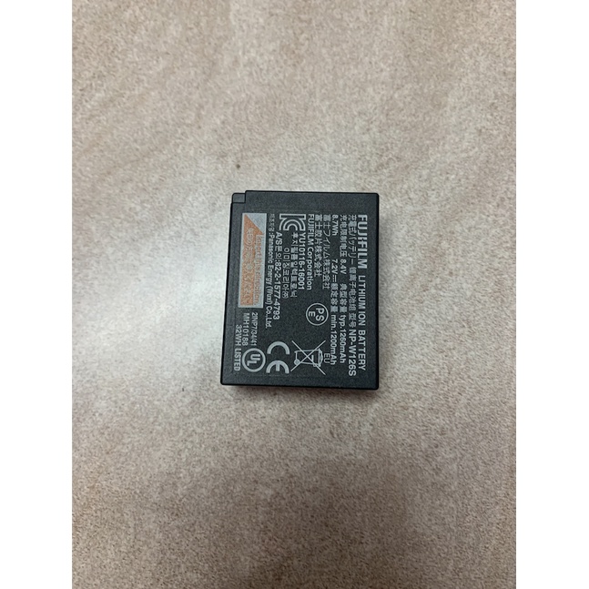 Pin Fujifilm NP-W126S/NP-126 (Chính Hãng) mới 100% Cho X-H1 / X-Pro3 / X-T3 / X-T2 / X-T30 / X-T20 /