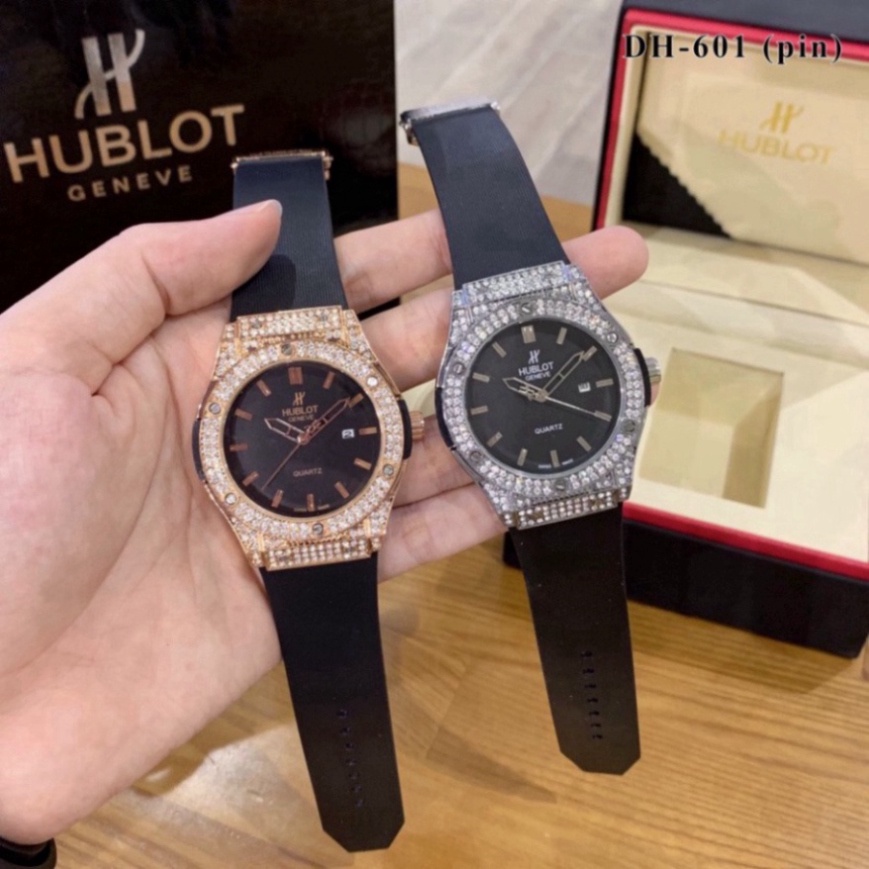 (Tặng pin hublot) Đồng hồ Nam Hublot mặt tròn đính viền đá dây cao su thơm vani cao cấp DHN601 - Shop tokyo