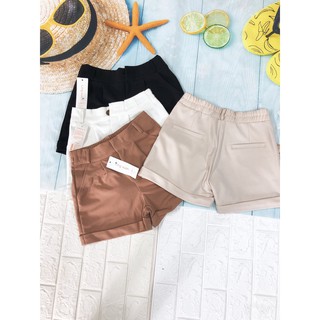 quần short nữ cúc khóa gấu lật
