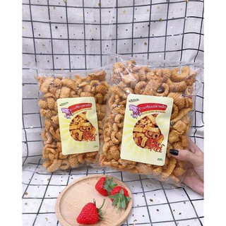 Bim bim mực Thái Lan hot hit gói 200g.