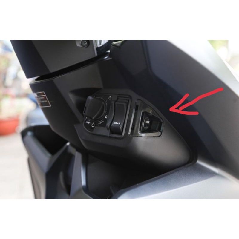 Nắp Che Ổ Khóa Rin Cho Xe Chỉ Sử Dụng Cho Xe Số Tự Động Của Honda Vario Và Click