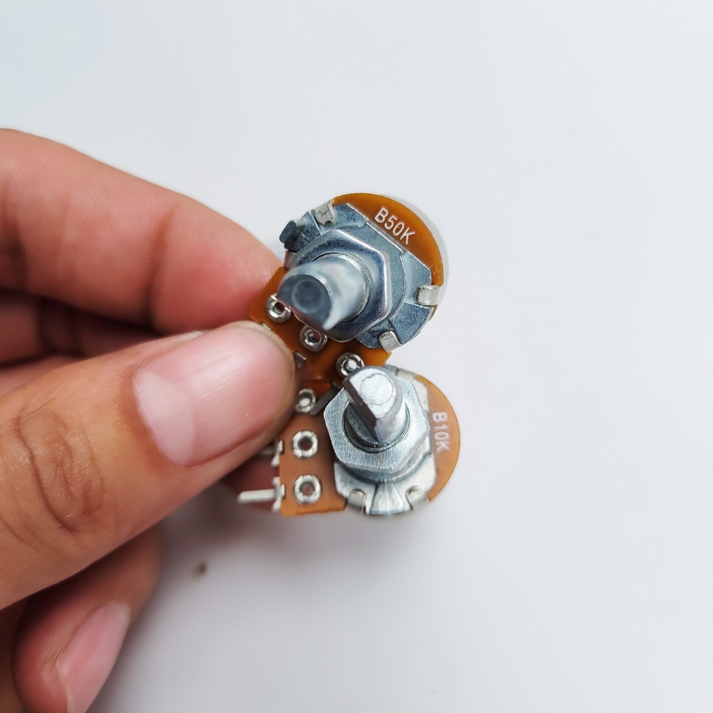 Chiết Áp Chặt Góc Có Bi Có Nấc Trục D giá 2 cái