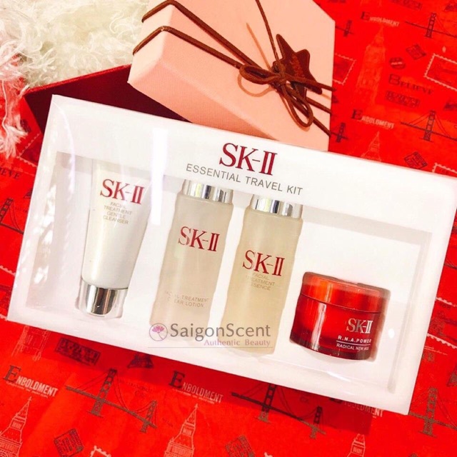 Bộ sản phẩm dưỡng da SK-II Travel Luxury Pitera