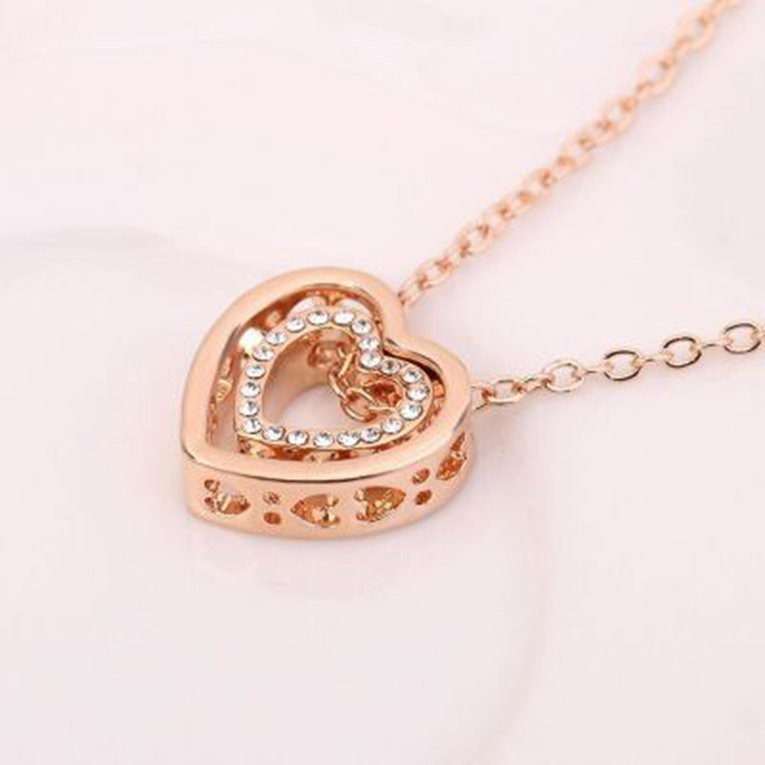 #cz  Simple Love Necklace Fashion Full Diamond Crystal Inlaid Necklace Double Heart Hollow Pendant Clavicle Chain