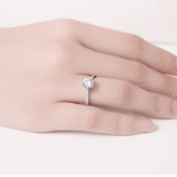Nhẫn bạc S925 đính hạt đá kim cương dành cho nữ