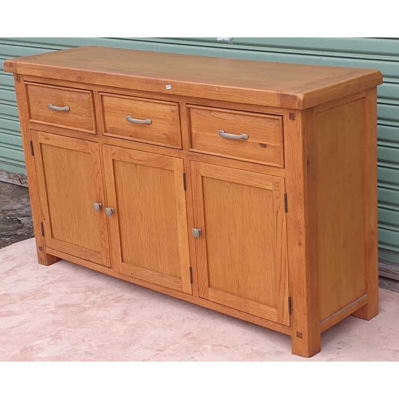 Tủ bếp - tủ buffet xuất Âu hàng mẫu thanh lý gỗ sồi KT 1500x450x900mm