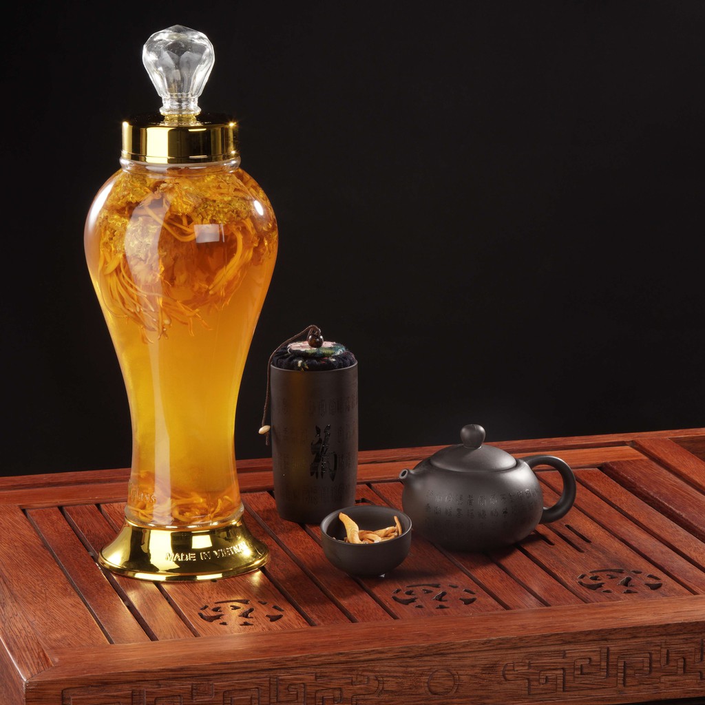 Bình Thủy Tinh Đông Trùng Hạ Thảo Tươi dùng Ngâm Mật Ong 1L - Hộp gỗ cao cấp | BigBuy360 - bigbuy360.vn