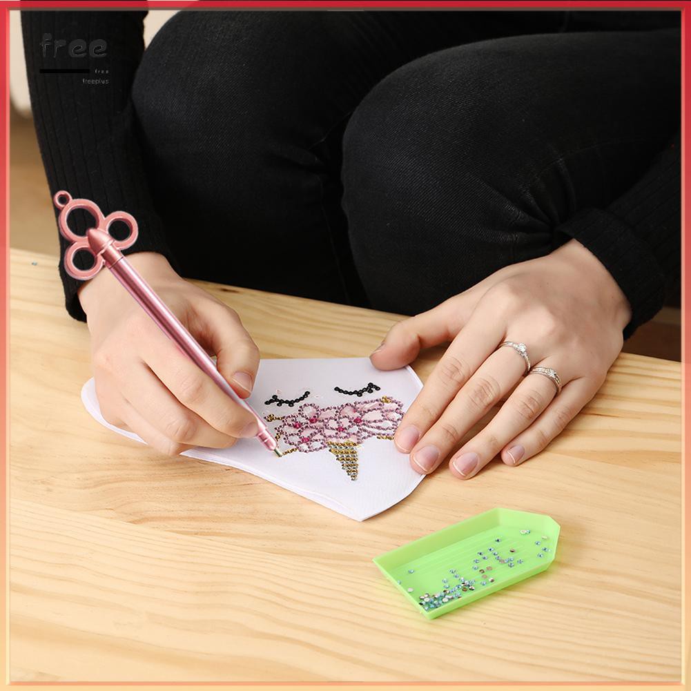 Bút làm tranh đính đá 5D DIY hình chìa khóa độc đáo