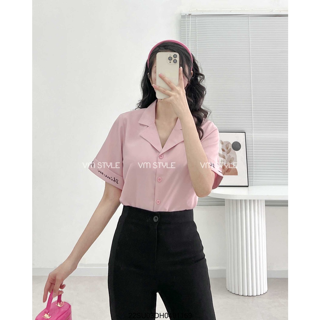 Áo sơ mi nữ cộc tay VMSTYLE cổ vest thêu chữ viền tay dáng suông basic-030174- SMU00033