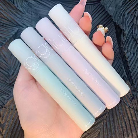 [Hàng mới về] Son Kem Dưỡng Môi Độc Đáo Lâu Trôi Chất Lượng Cao Cho Nữ