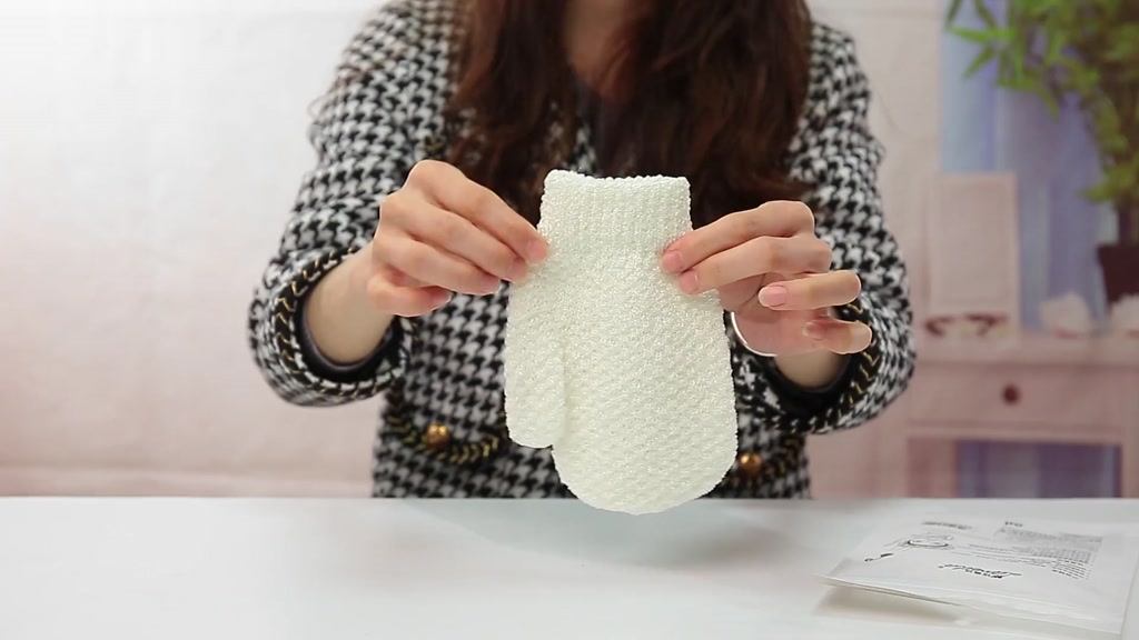 [NHẬP KHẨU CHÍNH HÃNG] Găng Tay Tắm Tẩy Tế Bào Chết Làm Sạch Da Lameila Bath Gloves C167 | BigBuy360 - bigbuy360.vn