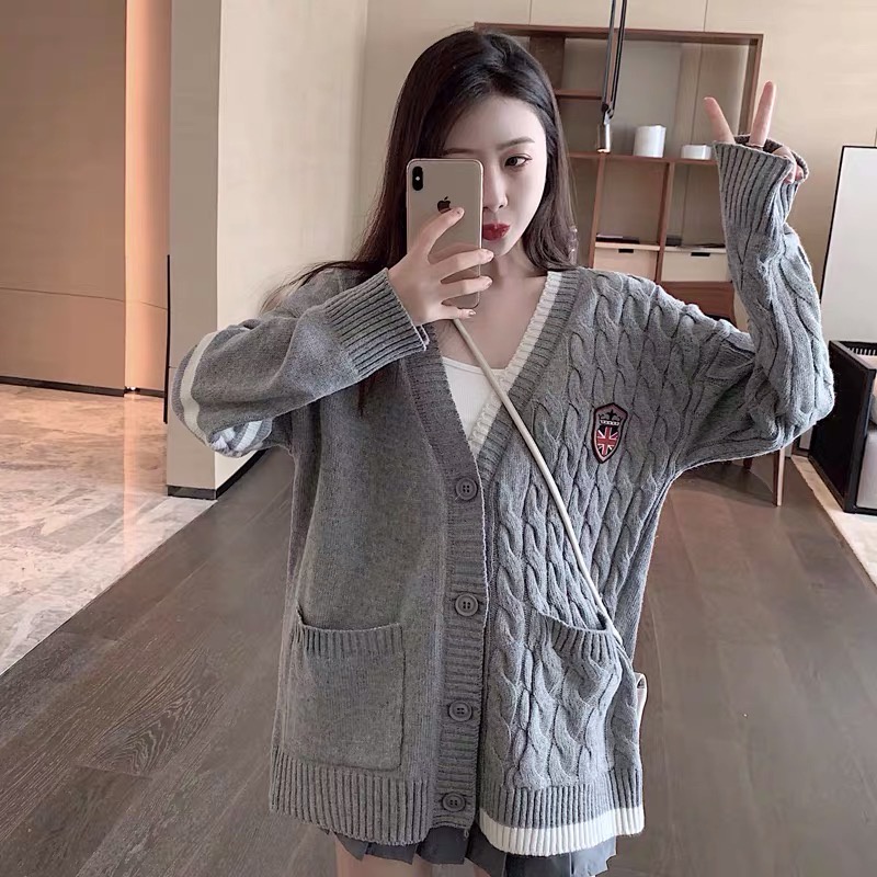 Áo khoác cardigan Forgirl có logo phối viền trắng một bên siêu lạ