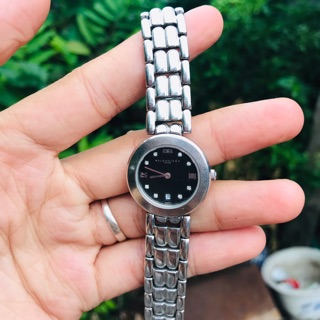 Đồng hồ nữ balenciaga Thuỵ Sĩ