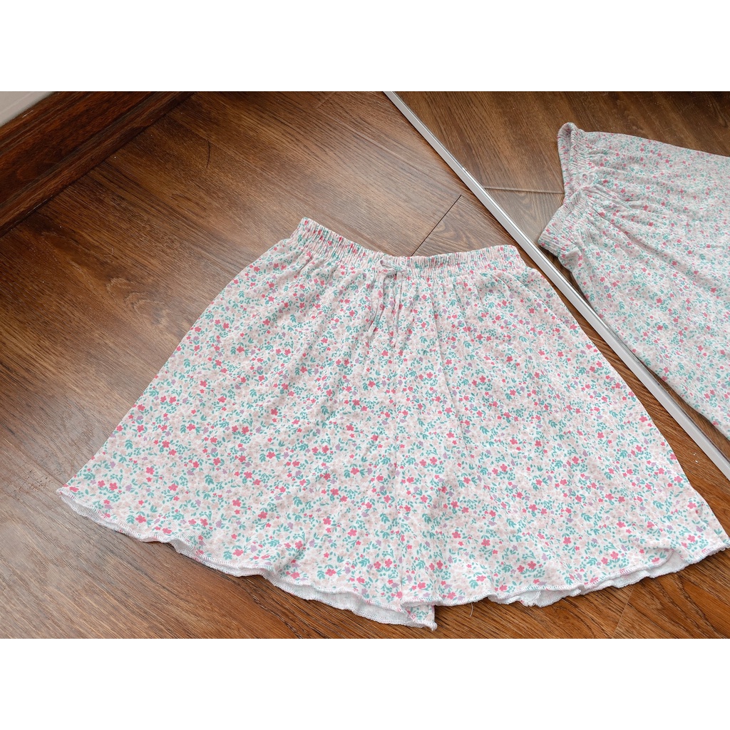 Quần Short Đùi Kitty Viền Bèo Mặc Nhà Nữ  Nana's House - FREESHIP  Shorts lửng suông thun ống rộng in hình dễ thương