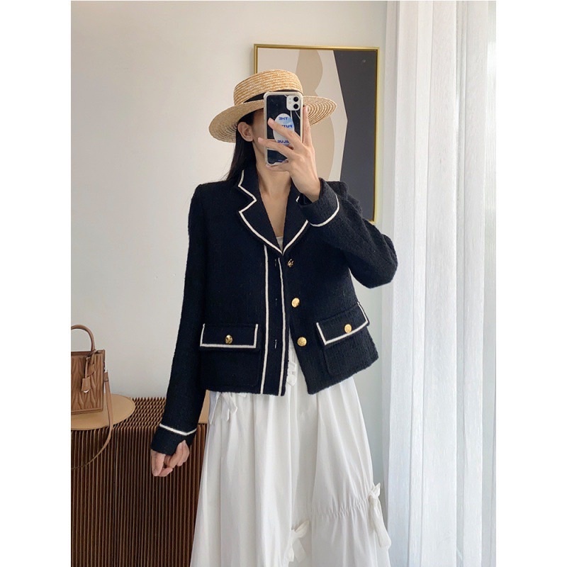 Áo dạ ngắn cổ vest chạy viền trắng cúc đồng túi hộp tay dài trẻ trung mix chân váy hoặc váy đều đẹp chất dạ lì mềm | BigBuy360 - bigbuy360.vn